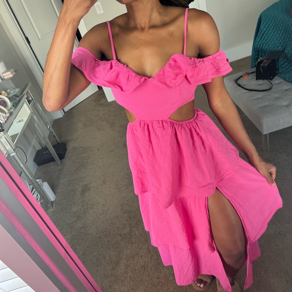 Pink tiered cutout midi dress